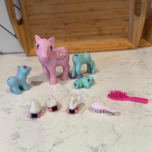 Vintage 1984 and 1997  my little pony horses skates brushes broken damaged - Picture 1 of 6